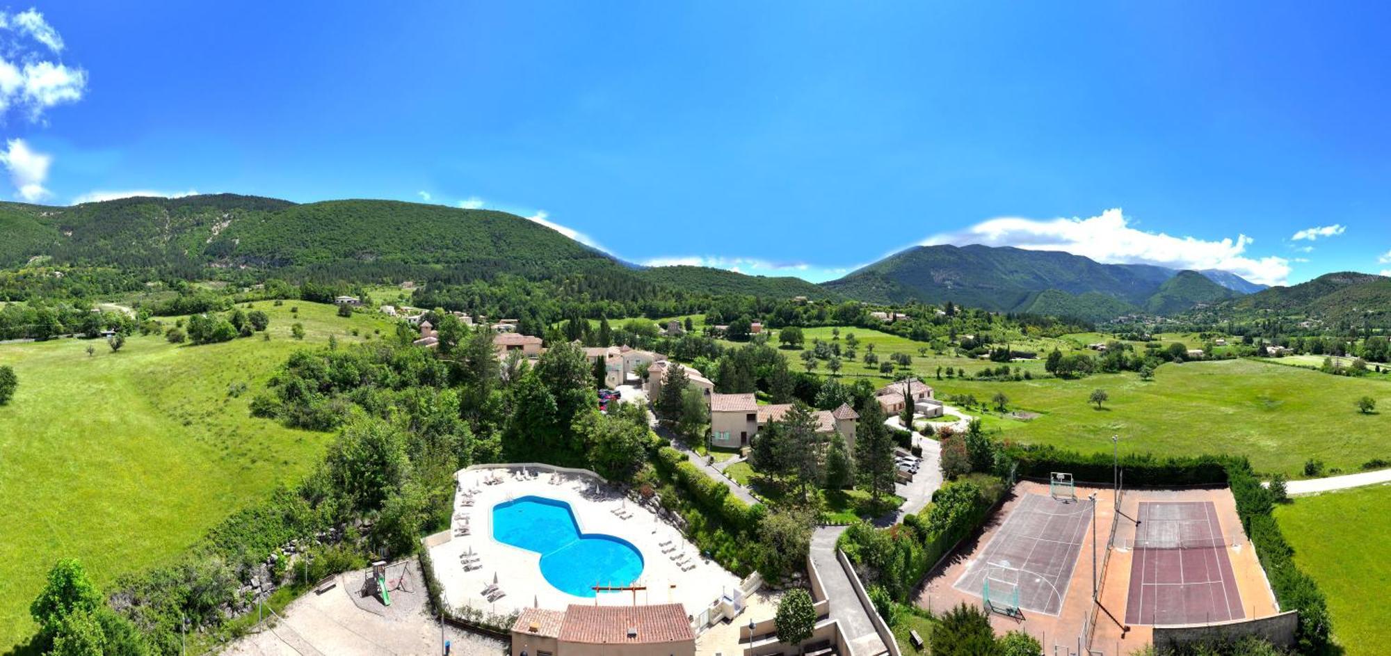 Vacances Leo Lagrange - Le Village Des Lavandes Montbrun-les-Bains Exteriör bild
