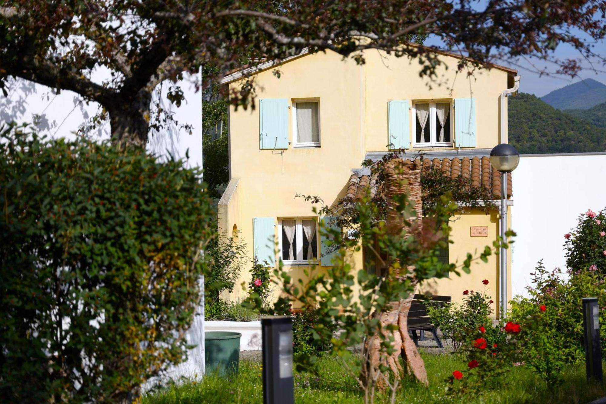 Vacances Leo Lagrange - Le Village Des Lavandes Montbrun-les-Bains Exteriör bild